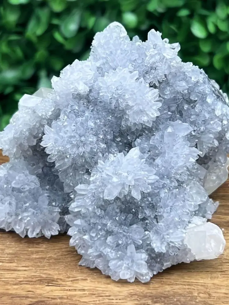 Spécimen de grappe de cristal brut blanc Fujian, Formation minérale scintillante naturelle, décoration élégante et polie pour la maison, 1 pièce