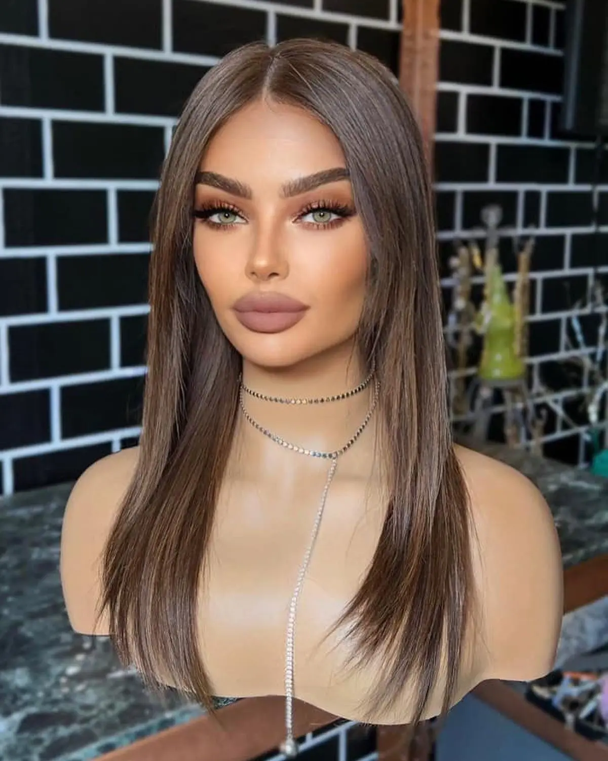 Chocolate Brown Wig Synthetic Medium Length Body Wave Wig Layered Wig Soft Hairline Natural Middle Part Heat Resistant Fiber Wig