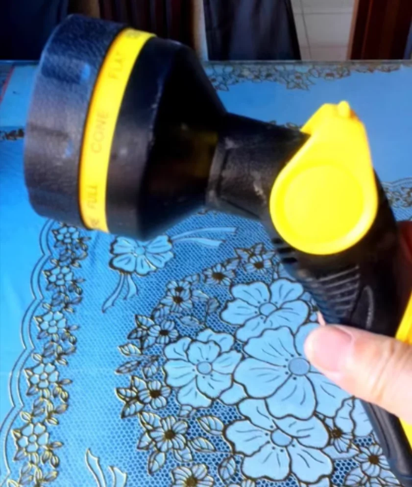 

Водяной пистолет высокого давления для мойки автомобилей, инструмент для бытовой чистки, портативная головка водяного пистолета для мойки автомобилей под давлением