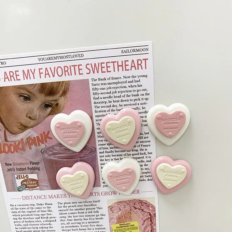 6/12pcs Cute Cream Heart Fridge Magnets Kawaii Two-Tone Magnetic Stickers for Refrigerator Home Kitchen Decorations