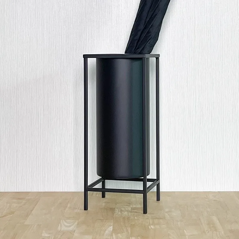 Umbrella stand, wrought iron umbrella bucket household store entrance drain rack, umbrella storage rack