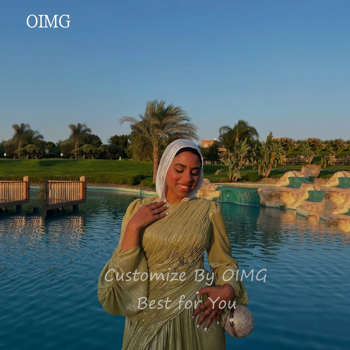 OIMG Casual Modest Green A Line Prom Gowns O Neck Pleated Party Gown Floor Length Evening Dress 2025 Customized