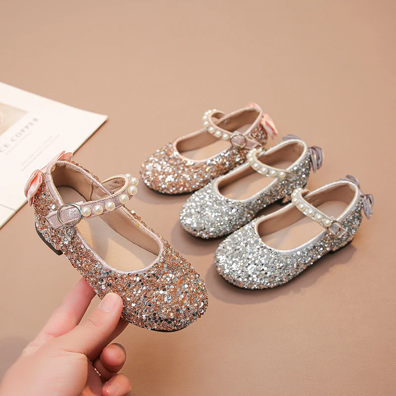 

Kids Leather Shoes for Girls Glitter Rhinestone Children Crystal Shoes Girls Dress Flats for Wedding Party Pearls Beading Bling