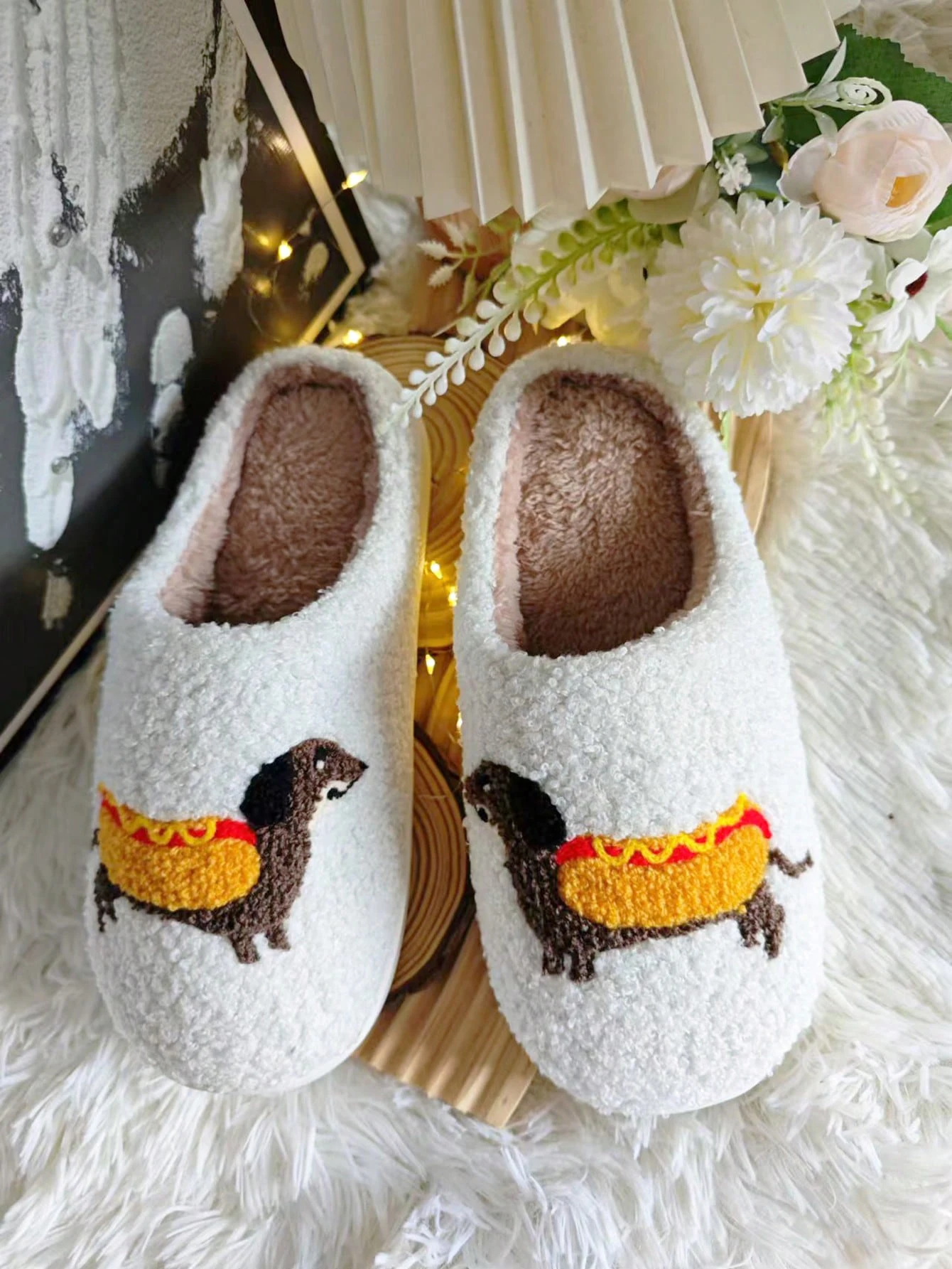 

Women's plush warm embroidery craft fun hot dog and Dachshund pattern headband low cuff foot flat plush slippers cute style home