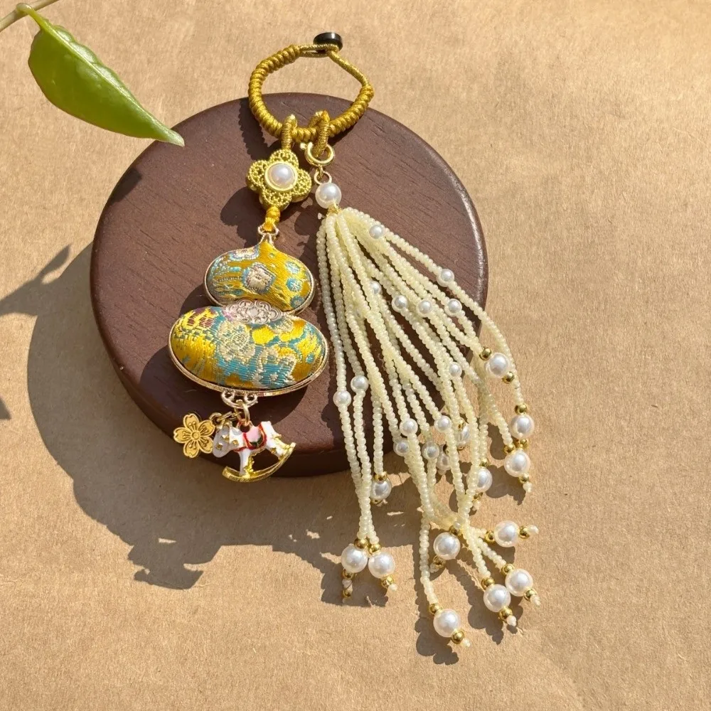 Luxury Brocade Gourd Pendant Beads Tassels Exquisite Chinese Traditional Key Chain Alloy Horse Embroidered Cat Key Ring Women