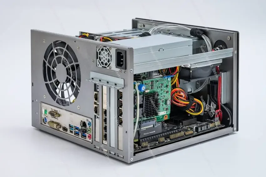 

Мини 6-ступенчатый корпус домашнего сервера NAS MATX формата А4
