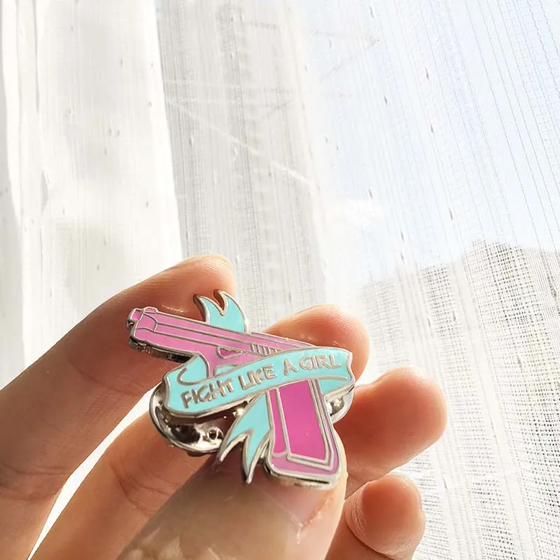 Vintage Gun Style Badge Edgy Feminist Motif Fight Like a Girl Slogan Retro Lapel Pins 50pcs