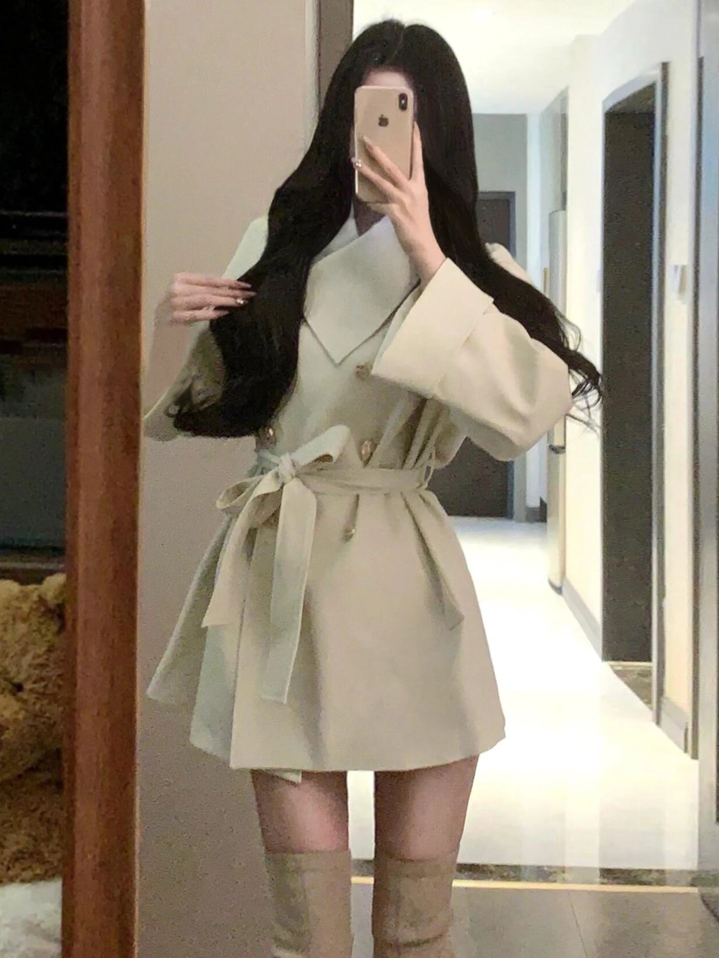 

Новое белое шерстяное пальто 2026 года для женщин, осенне-зимнее, в корейском стиле, высококачественное, повседневное, пушистое, из полиэфирного волокна