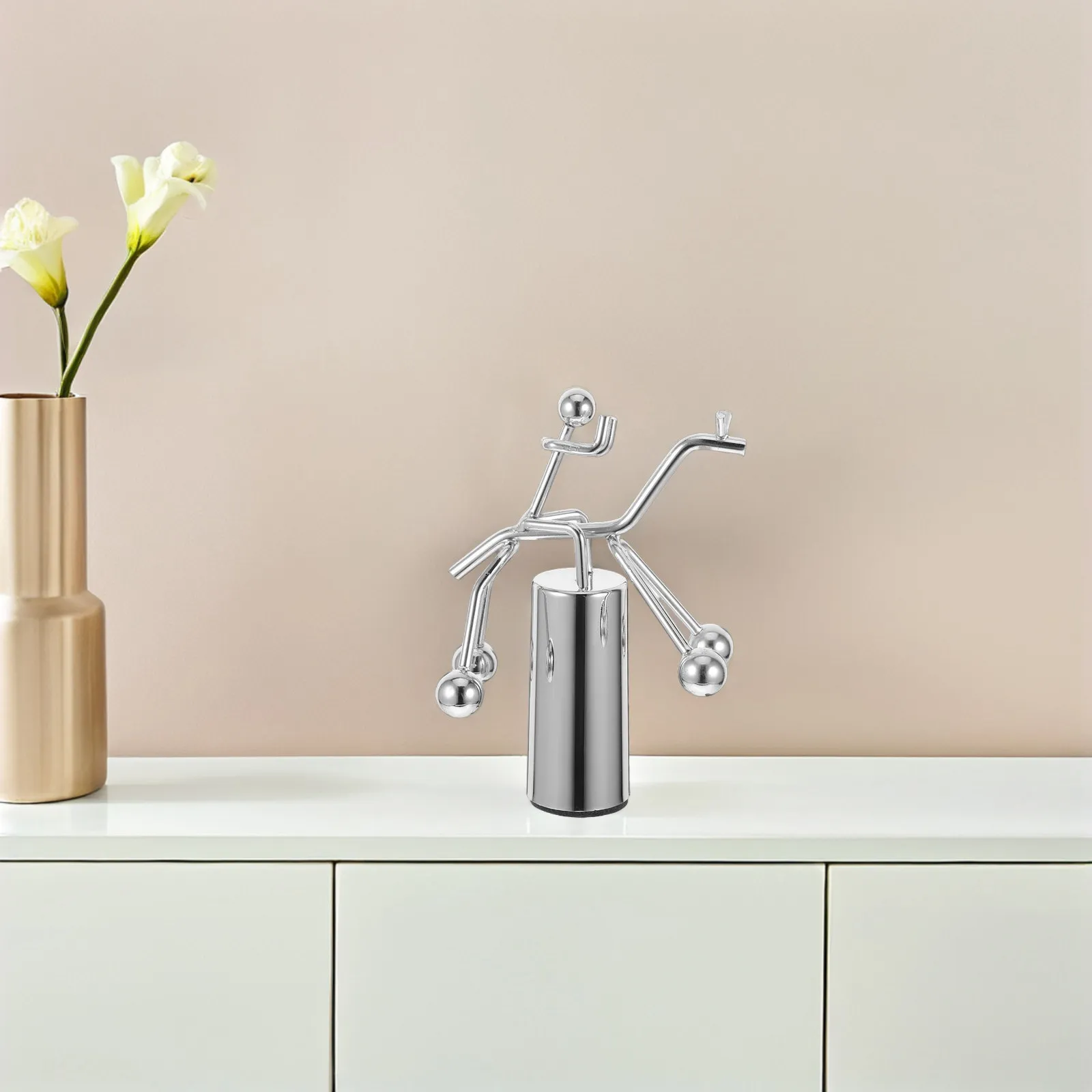 

Balance Ball Iron Craft Tumbler Swing Ornament Desktop Decoration Creative Home Office Indoor Decoration Balance Ball