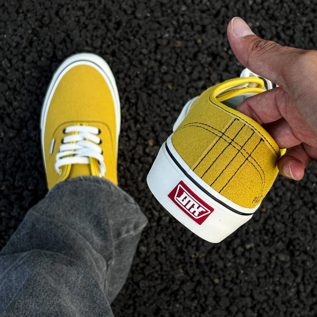Mustard Yellow Suede Low‑top Skate Shoes Unisex Letter Embroidery Canvas Shoes Couple Fashion Casual Student Sneakers