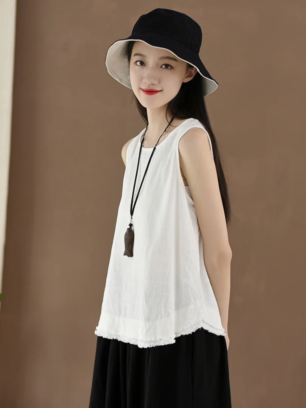 Cotton Linen Tank Top Women Summer New Artistic Simple Outerwear Linen Frayed Strap Top Versatile Base Layer Small Tank Top