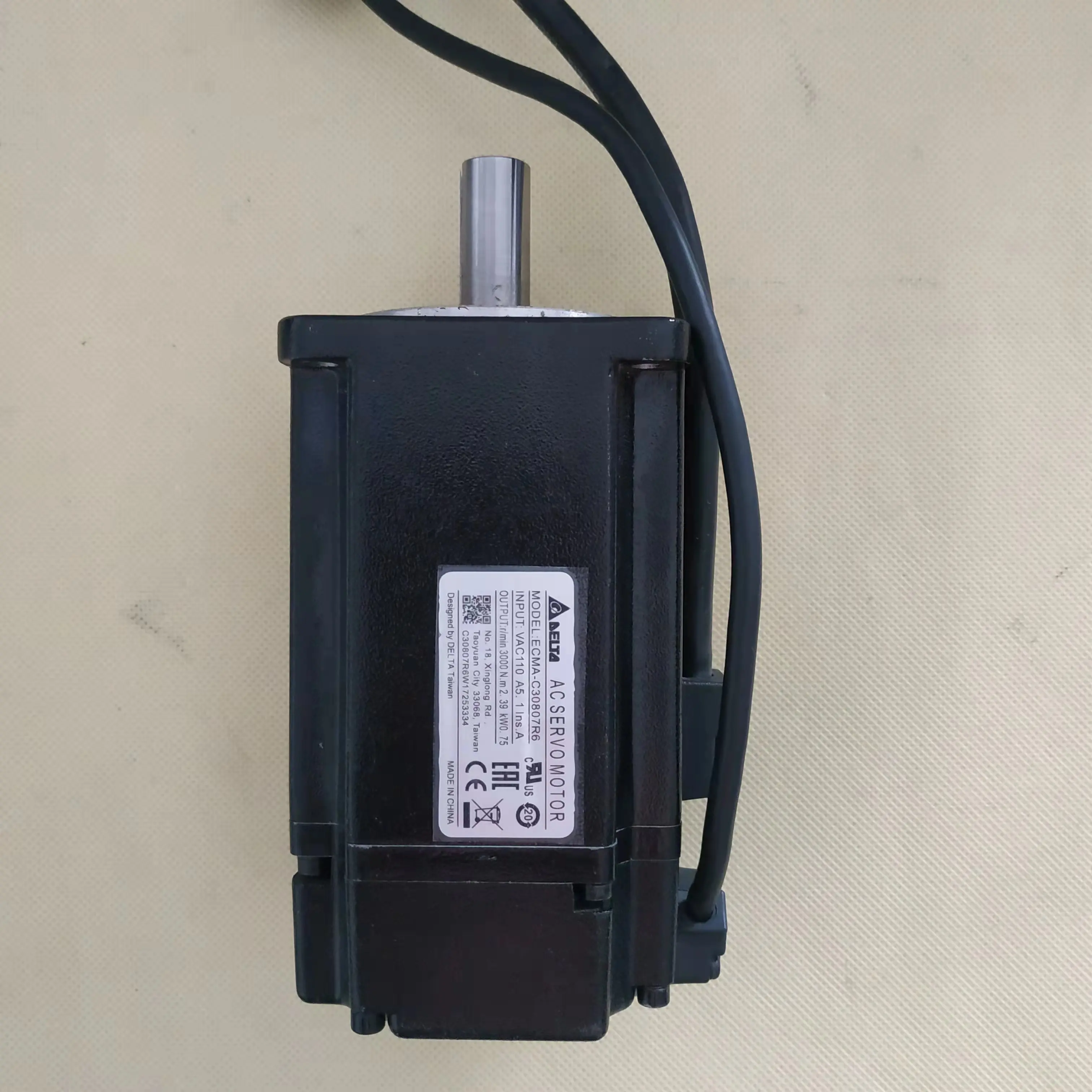 

Серводвигатель AB Delta 750 Вт ECMA-C30807R6