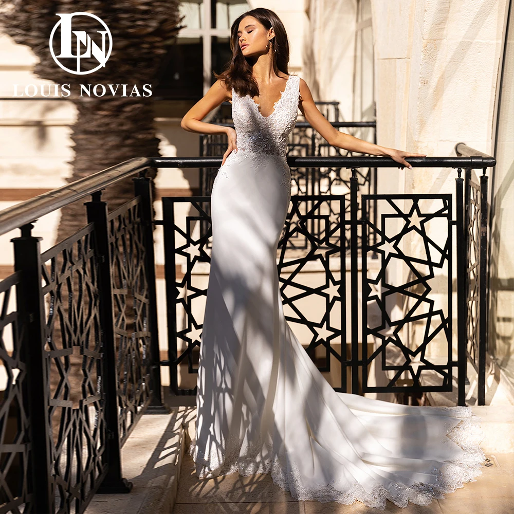 

LOUIS NOVIAS Mermaid Wedding Dresses Sexy Charming Backless Appliques Pearls V-Neck Court Train zipper Bridal Gown Vestido Novia