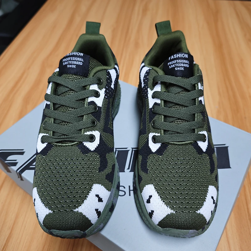 

Green Camouflage Shoes for Women's Spring Outdoor Training, Running Leisure Sports Mesh Fabric for Men's Sports Running Shoes