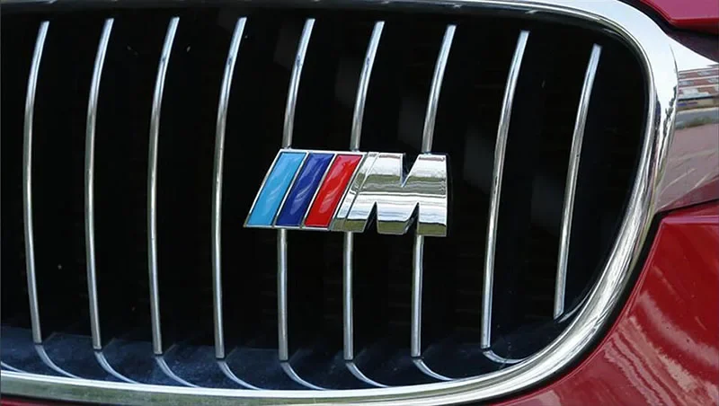 Car Body M Sports Badge Labeling Stickers Car Grill Badge Sticker For BMW M5 M4 M3 F20 F40 F22 F30 E90 F32 F10 F06 F07 F46 E60