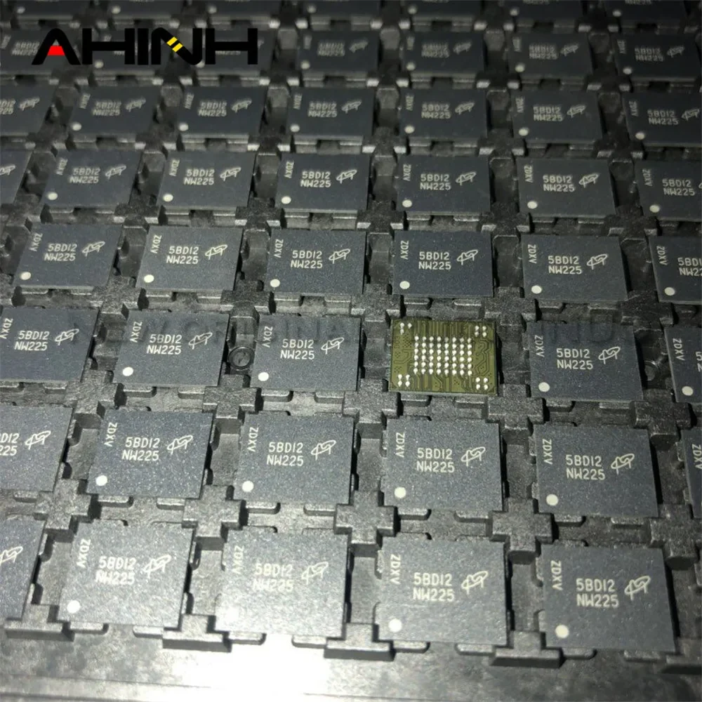 (50PCS)MT29F8G08ADADAH4-IT: D MT29F8G08ADADAH4 marca: NW225 chip integrado