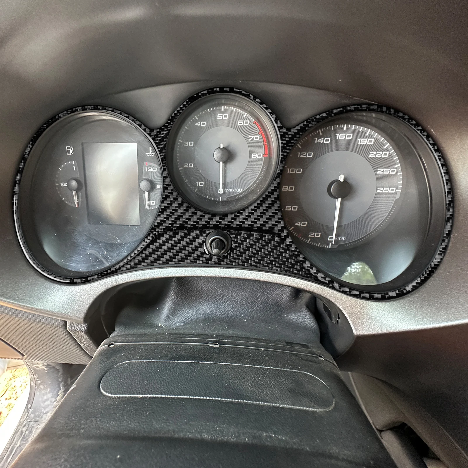 Real Carbon Fiber Car Accessories Speedometer Trim Soft Cover Sticker For SEAT Leon MK2 2005 2006 2007 2008 2009 2010 2011 2012