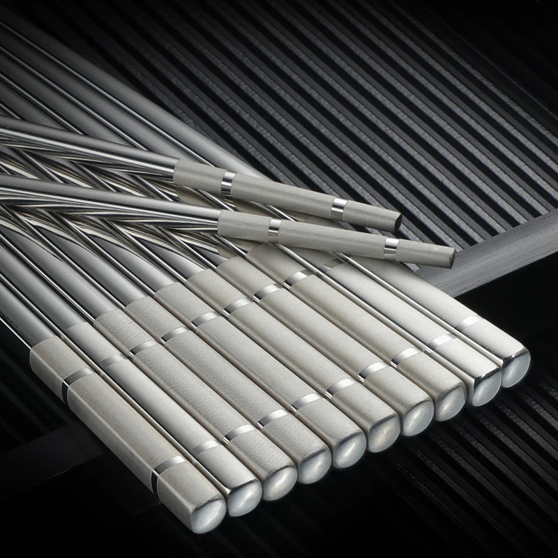 1 Pair 304 Stainless Steel Square Japanese Chopsticks Non-Slip Reusable Metal Chopstick for Sushi Hashi Food Sticks Kitchen Tool