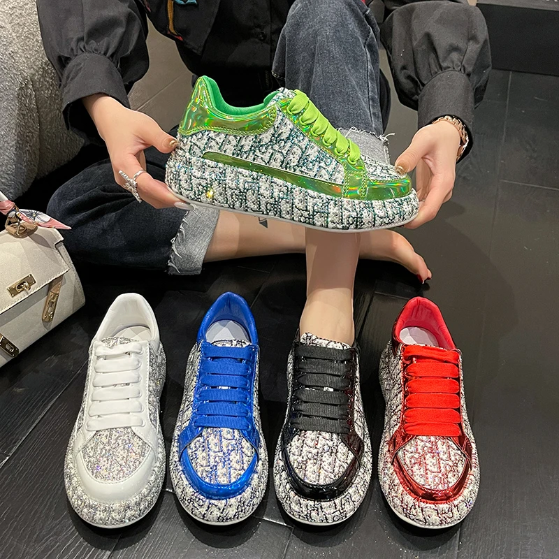 New Spring Women Sneakers Fashion Rhinestones Thick Sole Sports Shoes for Youth Shoes Crystal Silver Platform Sneakers Lace-up