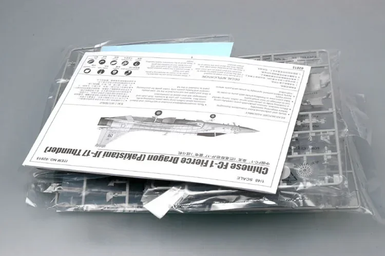 TRUMPETER 1/48 จีน FC-1 Fierce Dragon JF17 Lightning Fighter ประกอบเครื่องบินทหารรุ่น 02815