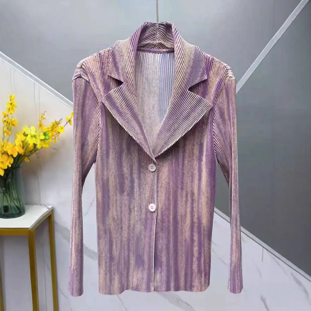 

Women Suit Jacket 2026 Spring and Autumn Outfit Goddess Style Small Stature High-end Sense Casual Pleated Small Suit Top