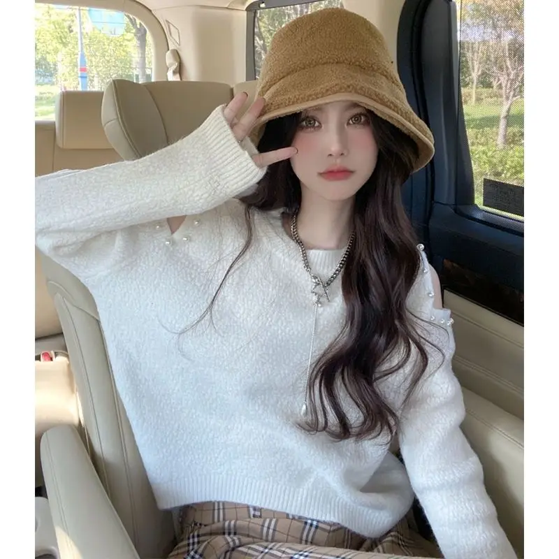 Women\'s Spring and Autumn Sweet Nail Bead Design Off Shoulder Knitted Sweater Round Neck Sweater Loose Aging Long Sleeve Top