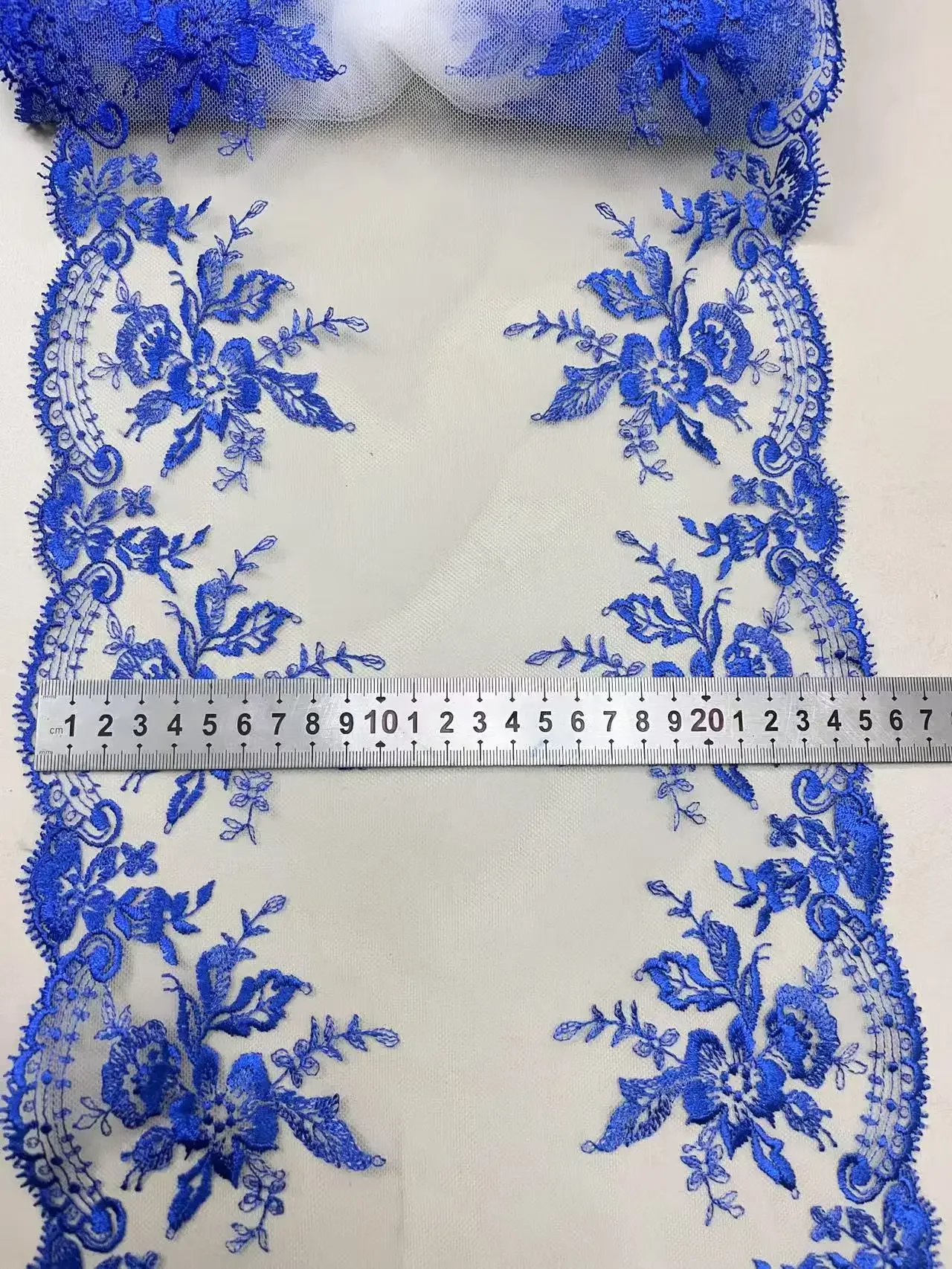 

20 ярдов сапфирово-синей сетчатой ткани с цветочной вышивкой и кружевной отделкой для бюстгальтеров, аксессуаров для одежды