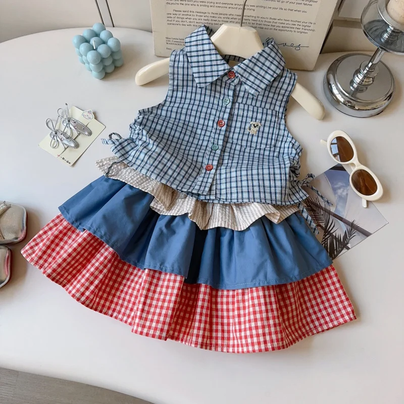 

New Summer Girls' Outfits2026Plaid vest top and cake skirt, fashionable forest-style two-piece set for girls