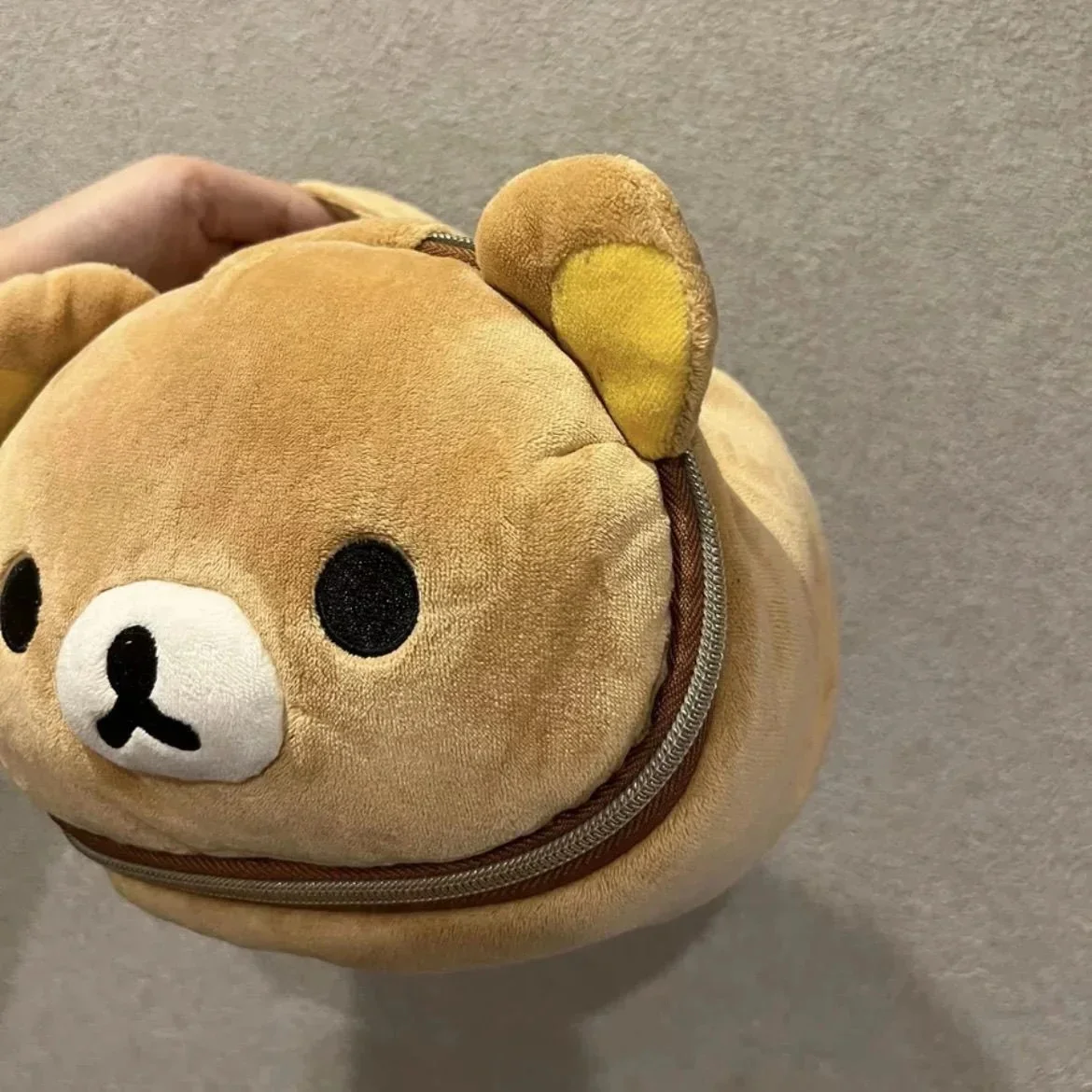 New Kawaii Cute Rilakkuma Wash Bag Plush Oval Three-Dimensional Makeup Bag Portable Storage Bag Cartoon Ins Gift For Girls