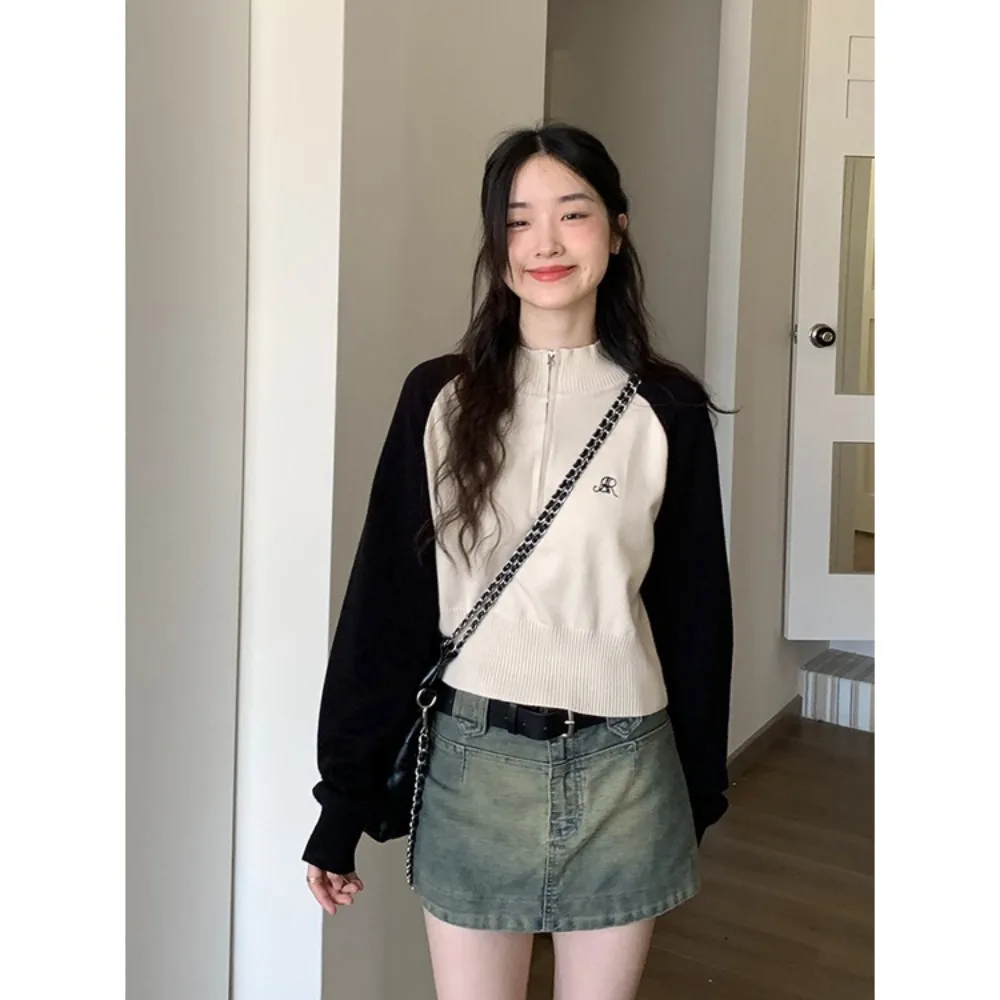 

Autumn New Korean Style Women's Long Sleeve Knitted Short Sweater