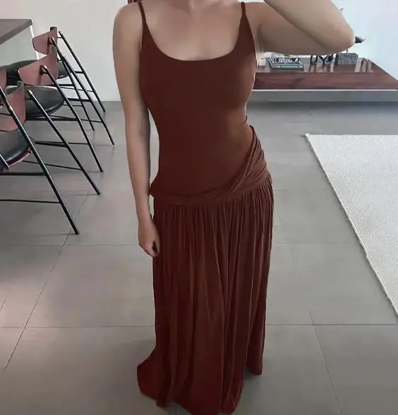 

Summer 2026 new women's fashionable and sexy camisole dress, waist cinching slimming temperament long skirt women's clothing