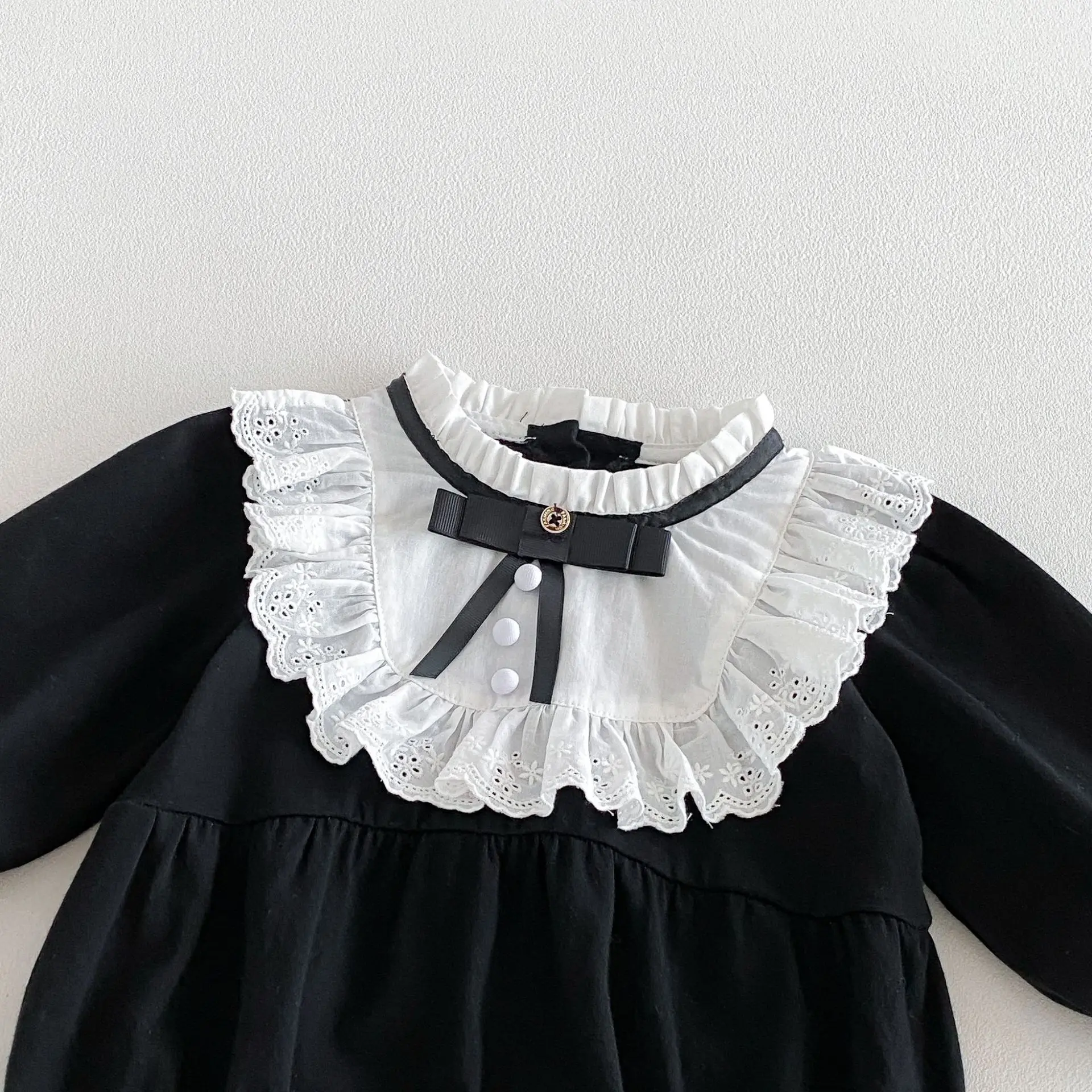 Ins Autumn Baby Fragrance Sweet 0-1 Year Old Girl Bag Fart Clothes Ha Clothes Girl Baby Spring Jumpsuit Crawling Clothes