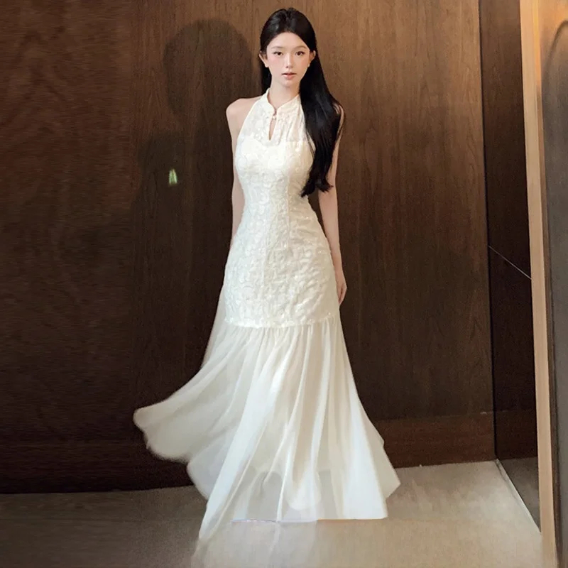 ホワイト中空チャイナドレス ボタン付き 伝統的な中国風ロングイブニングドレス レディース ヴィンテージ 多用途 スリミング