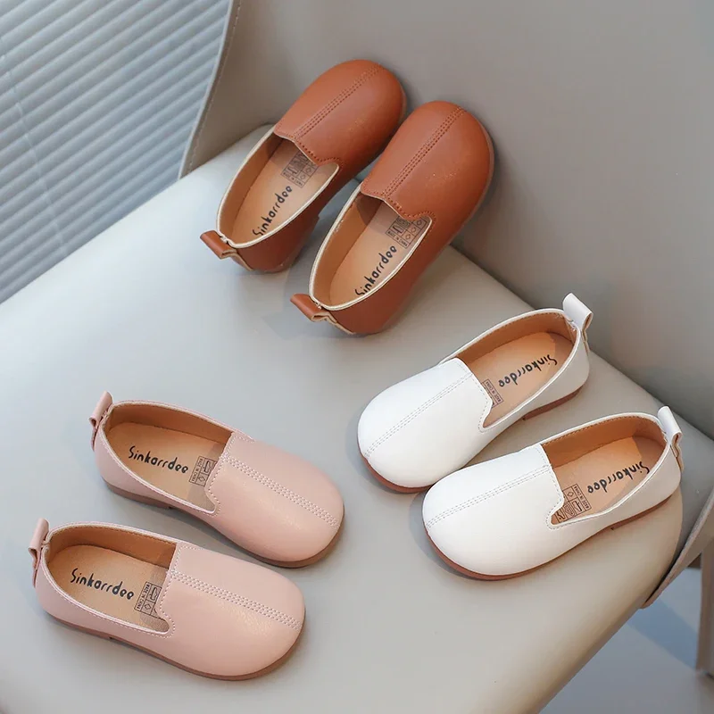 

Kids Casual Shoes for Girls Slip-on Leather Flats Moccasins Children Loafers Toddlers Boys Flats for Wedding Party Soft Classic