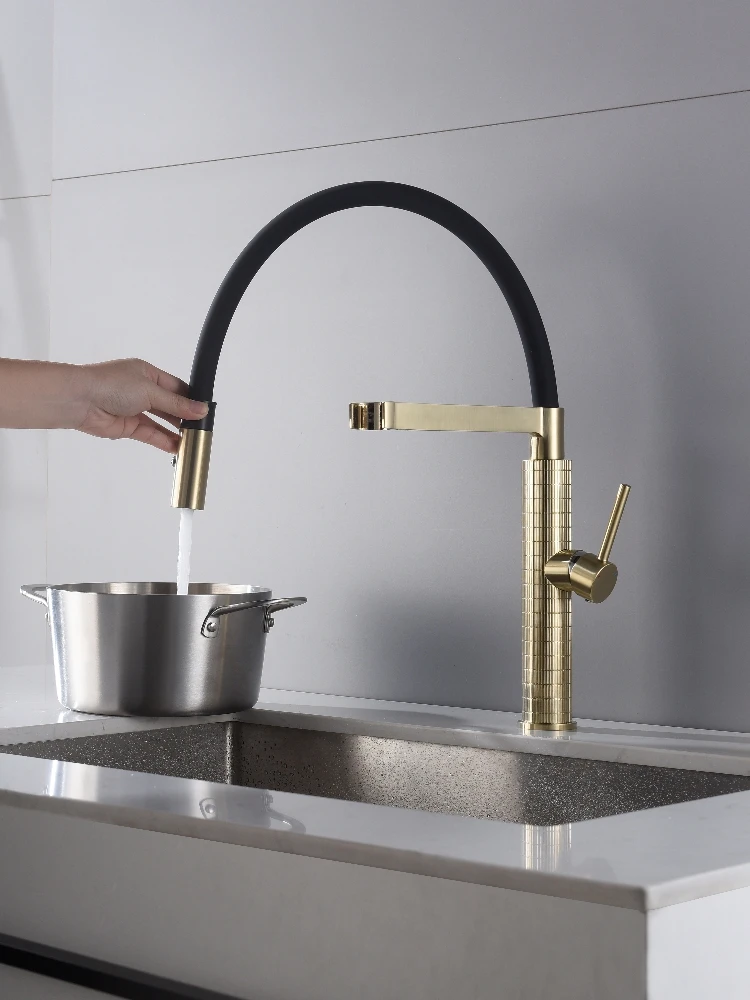 Top Quality Brushed Gold Brass Kitchen Sink Faucet Pull Down Hot Cold Water Kitchen mixer Tap with two mode sprayer One Hole