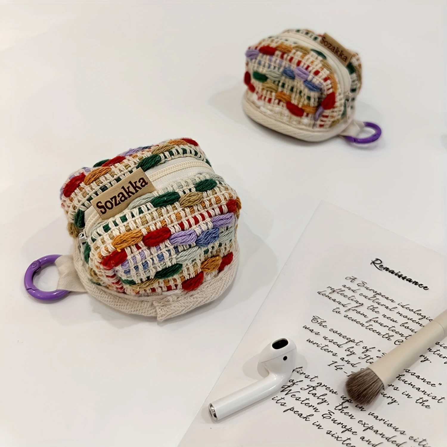 

Colorful Knitted Headphone Bag, Mini Crochet Bag For Wireless , Cute Coin Purse With Keychain