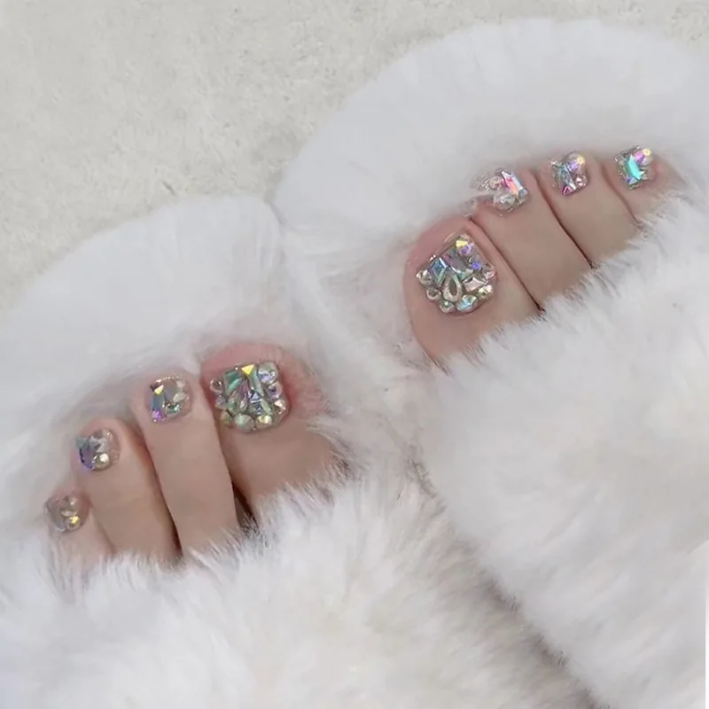 

Aurora Colorful Diamond False Toe Nails With Designs Summer Wearable Rhinestones Phototherapy Fake ToeNails Press On Nail Tips