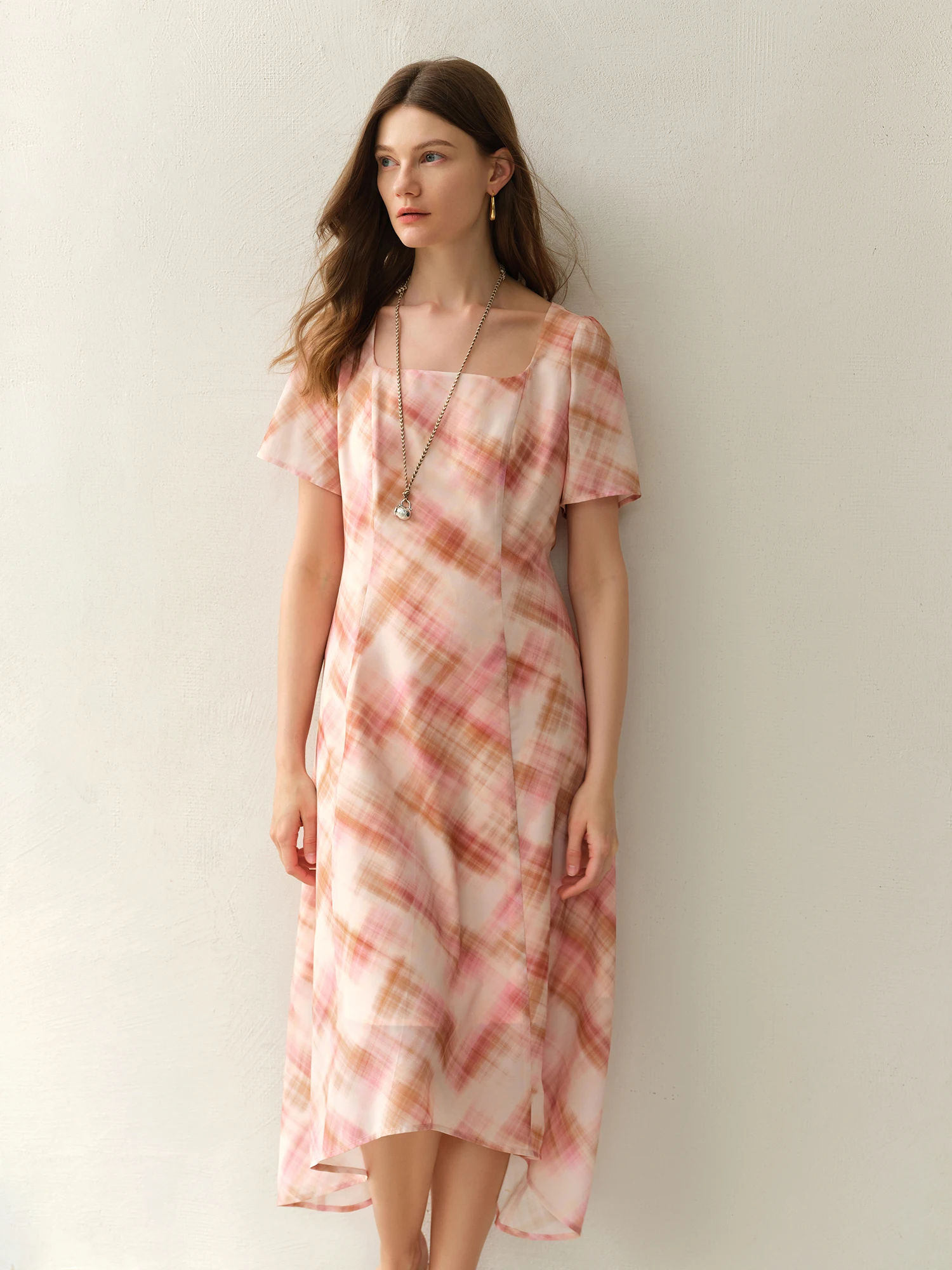 DUSHU Plus Size Damen Kleid in Apfel-/Birnenform, französisches Retro-Kleid mit karierter Taille, kurzärmeliges Taillen-Schlankheitskleid 25DS82373