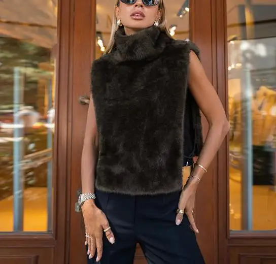 

Women's 2025 autumn and winter new fashion casual solid color half high neck fur vest sleeveless top women's vest