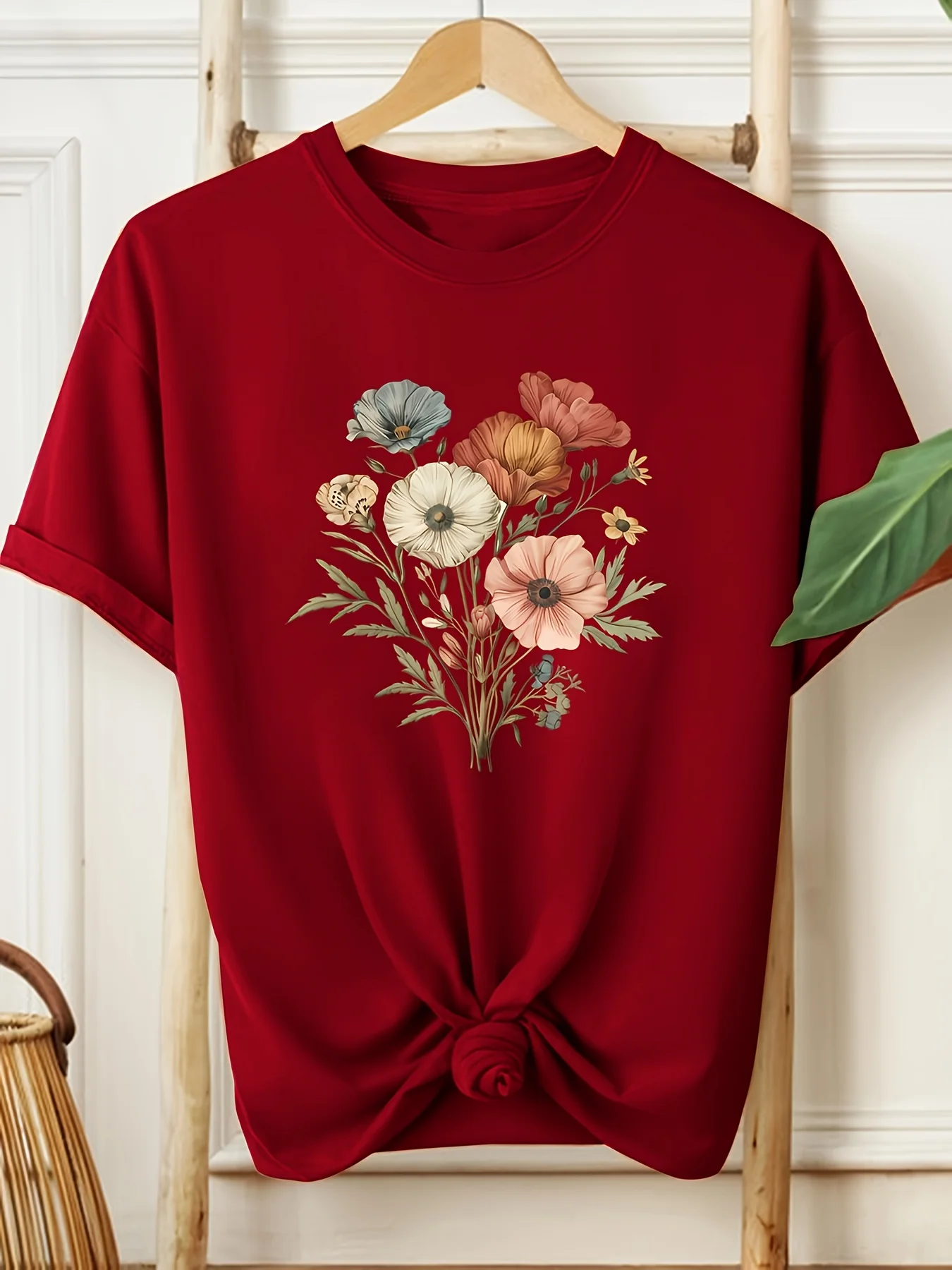 [Floral Fashion Tee] Breathable Polyester Women's Casual Fashion T-Shirt - Crew Neck Short Sleeve Colorful Floral Prin Machine image 2