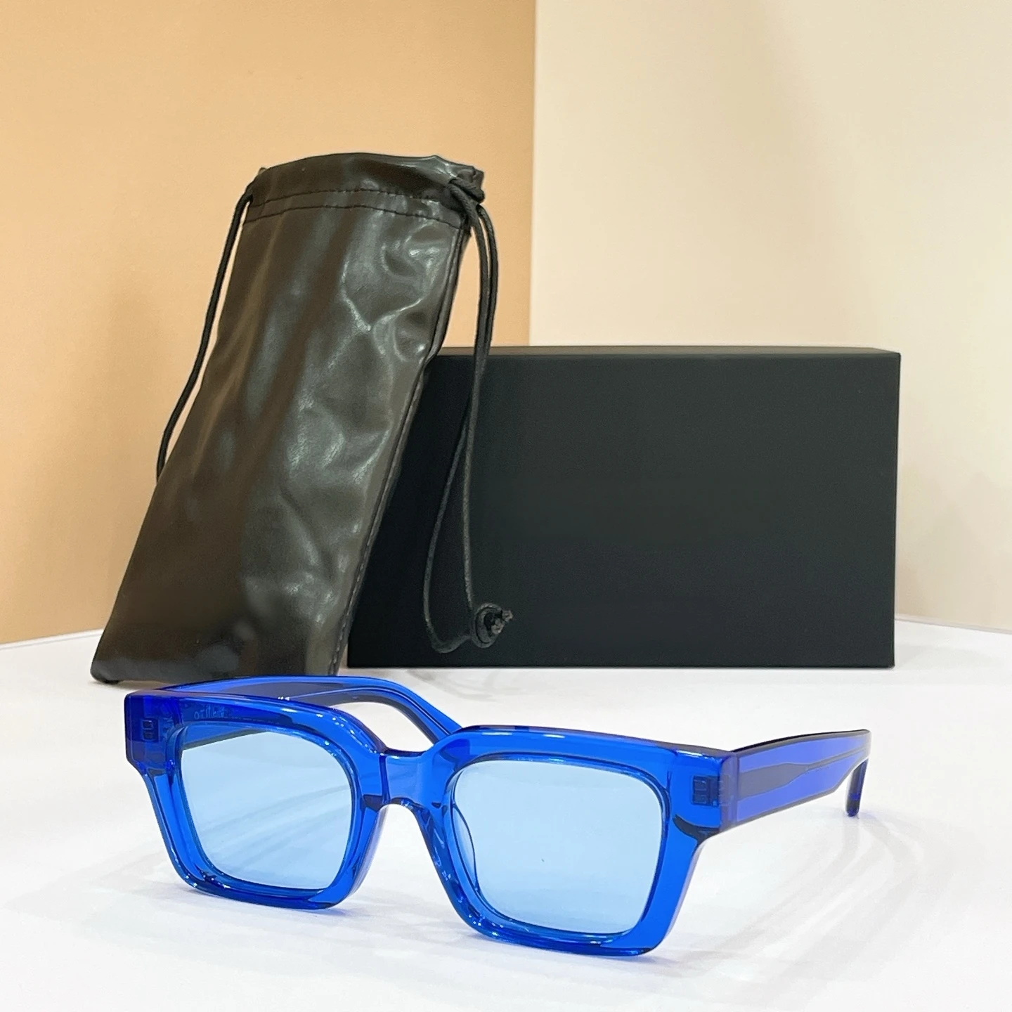 OERI1008 Man Woman Sunglasses,Gloss Black Frame Dark Grey Tint,Minimalist Vibe,UV400,Create Eye-catching Street Casual Look