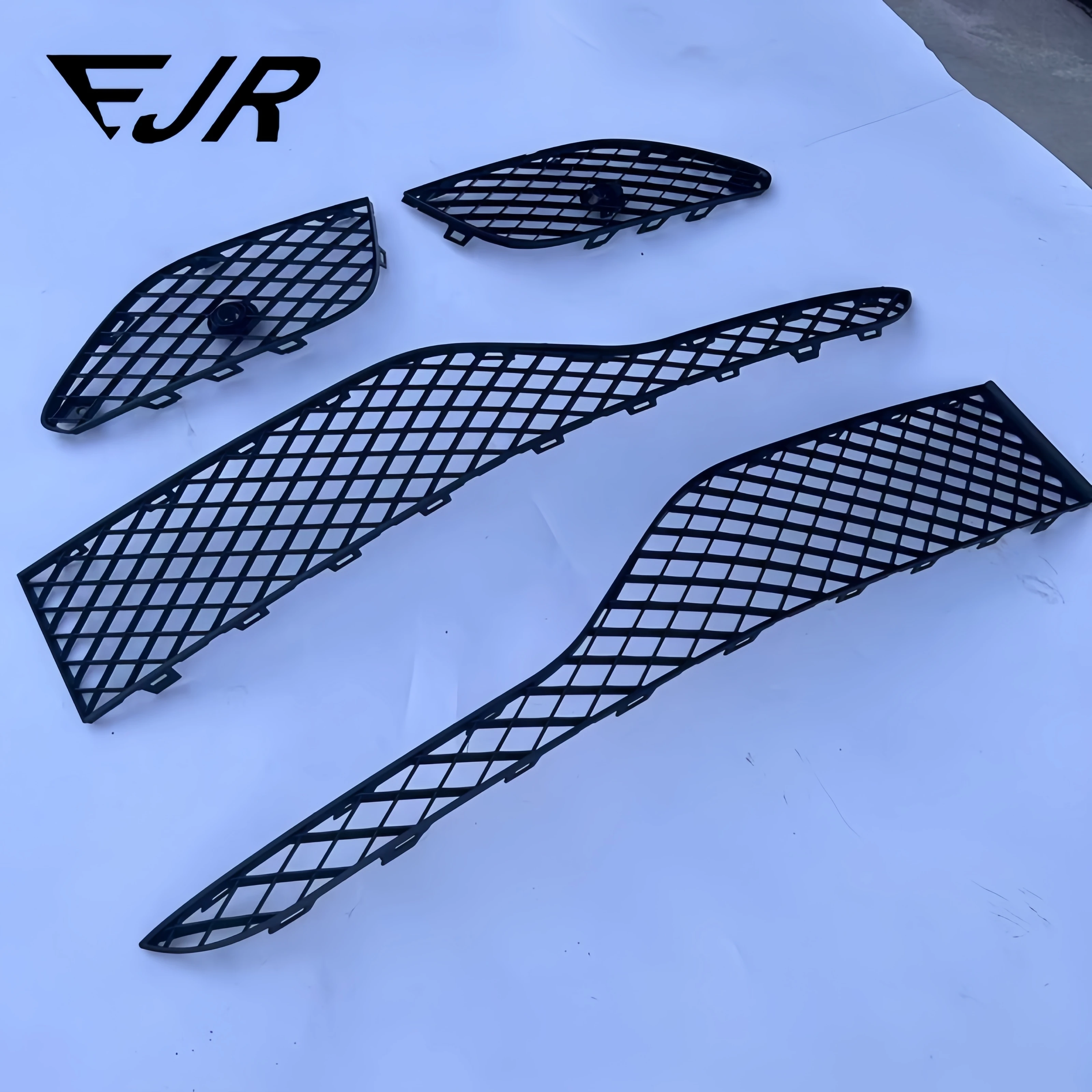 4 Pieces OEM 3W3807647D/3W3807648D/3W3807681Q/3W3807682Q Black Plastic Grille for Bentley Continental GT GTC 2016-2018 New