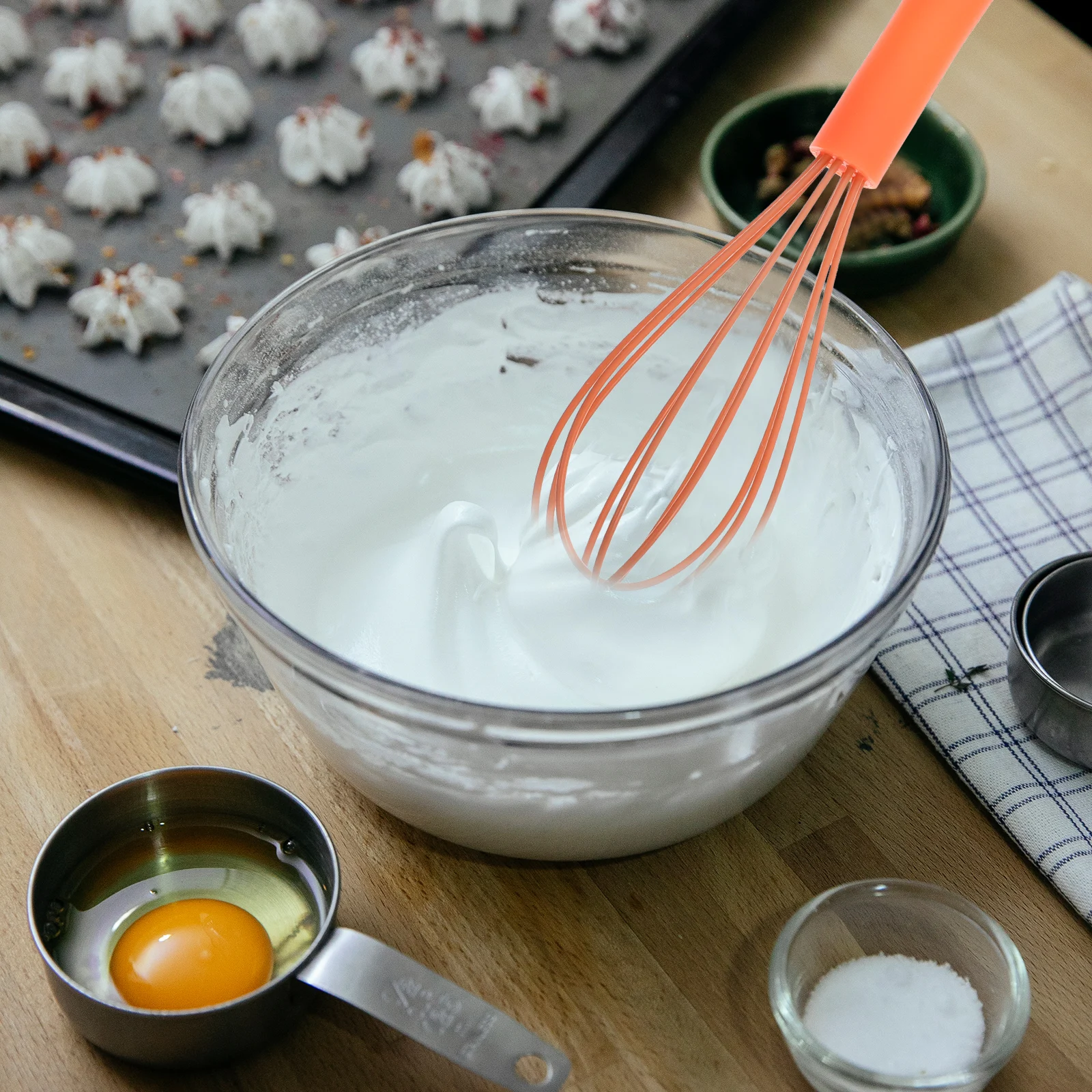 

Anti-slip Silicone Egg Beater 10 Inches Handheld Mixer Portable Manual Milk Kitchen Tools Egg Whisk Frother Nonstick Easy Clean
