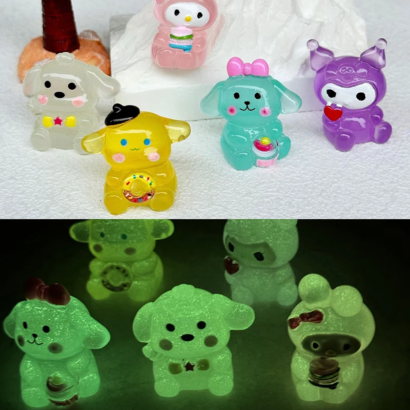 1Pc Cute Sanrio Mini Luminous Glowing in the Dark Resin Figurki Ozdoby na biurko Akcesoria Krajobraz Domek dla lalek Wystrój domu