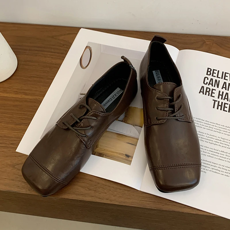 

Женские лоферы на плоской подошве, обувь из мягкой кожи с квадратным носком, кроссовки на шнуровке, 2026, весенняя модная офисная спортивная обувь, повседневная обувь Zapatos