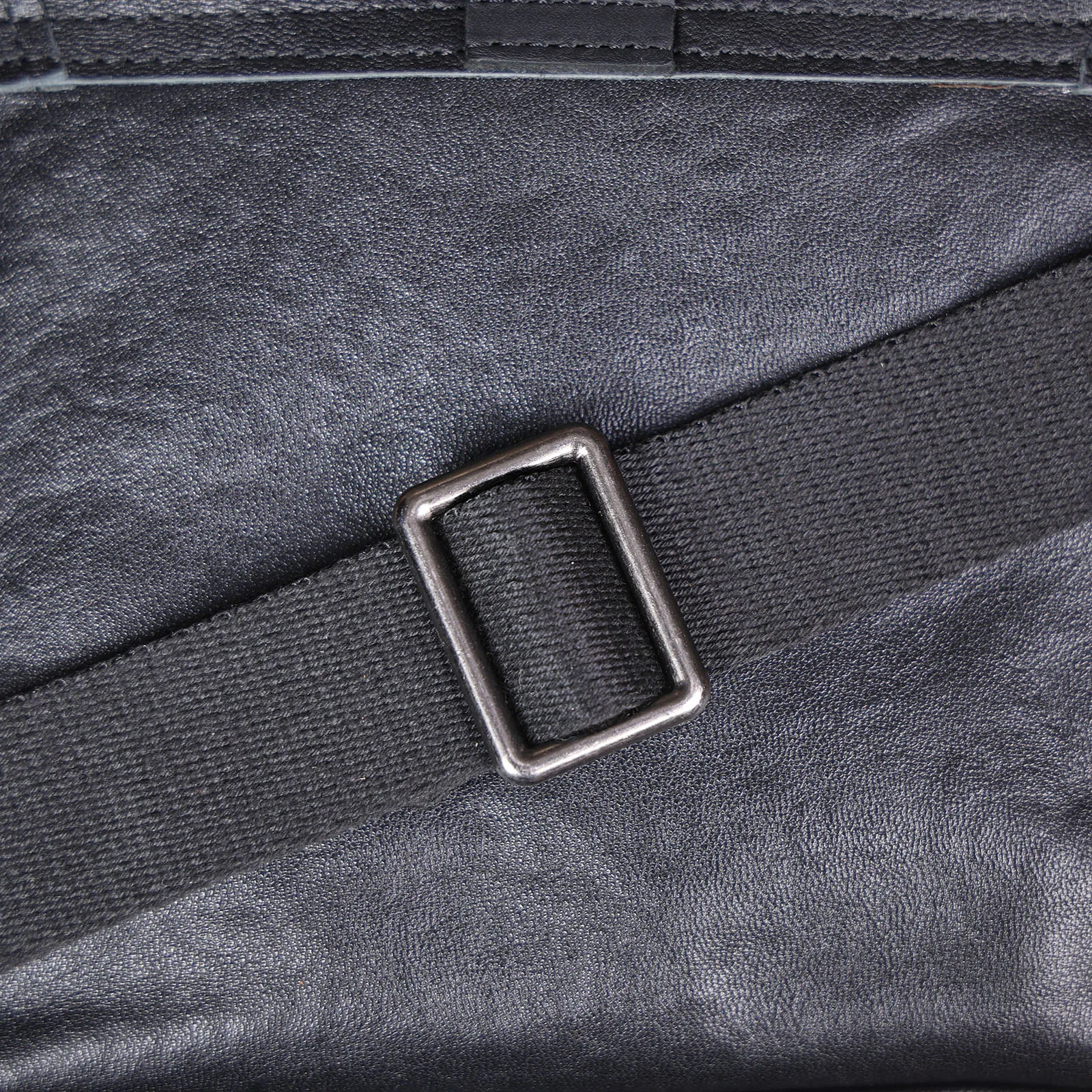 S.WORKER Modische Echtleder-Umhängetasche für Herren, Vollnarbig, Trendige Casual-Crossbody-Tasche, Mini-Umhängetasche für Handy und Schlüssel – Detail 16