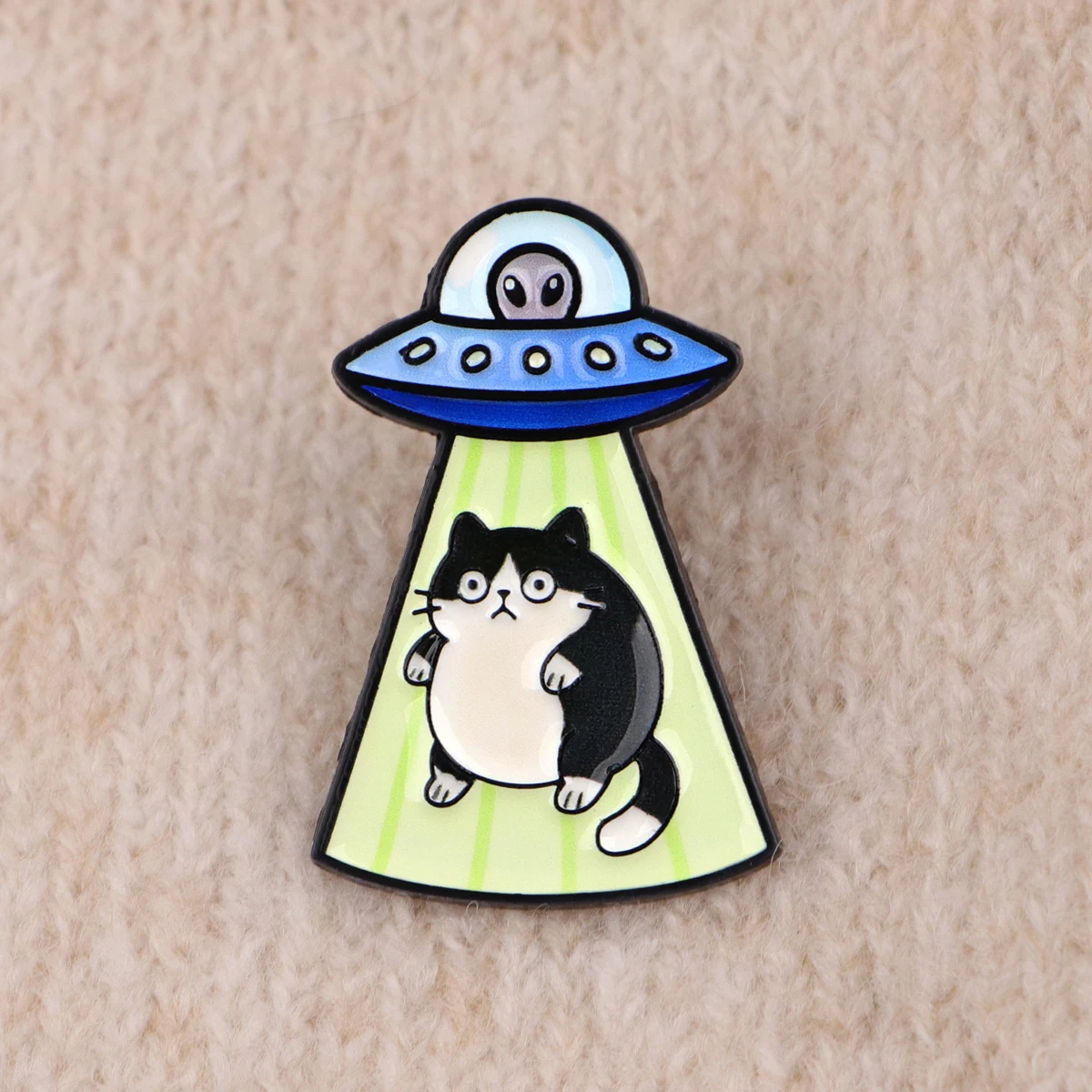 3pcs/Set Alien UFO Enamel Pin Funny Cat and Cow Brooches Lapel Badges Briefcase Backpacks Accessories Decoration Jewelry Gifts