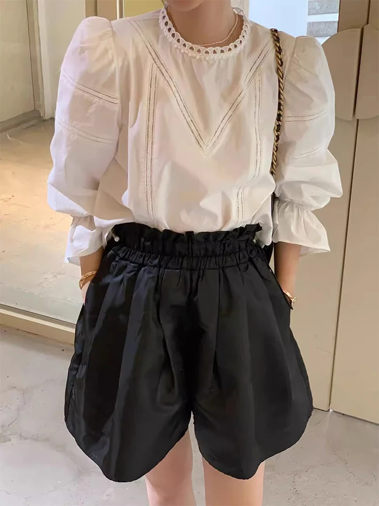 

Korean Autumn New Style French Niche Hollow Out Chic Stand Up Collar Splicing Casual Puff Sleeve Shirt for Women