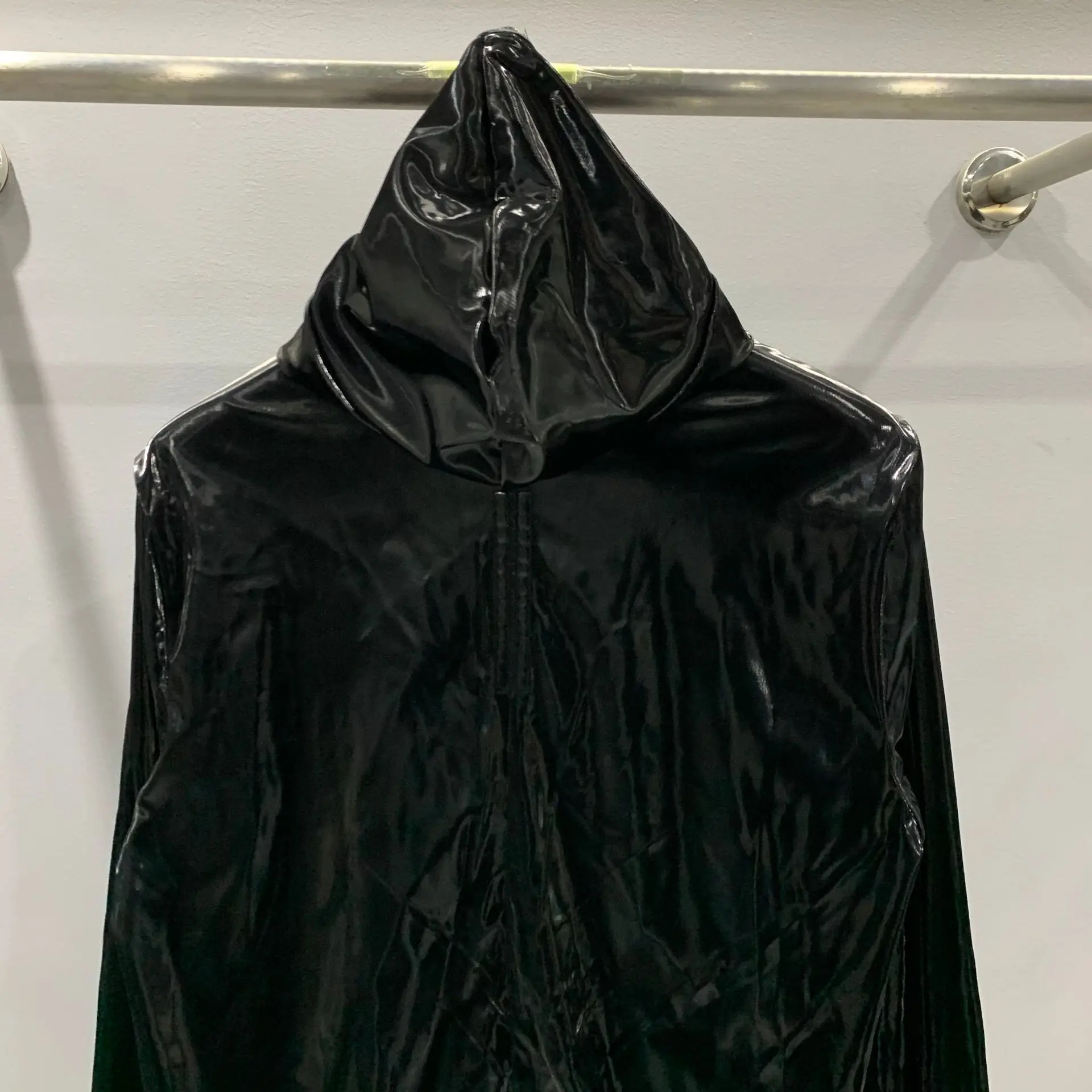 PFNW Runway Style Men\'s Darkwear New Glossy Zipper Hooded Black Jacket Unisex Long Sleeve Flutter Masked Coat Tide 2024 28W5607