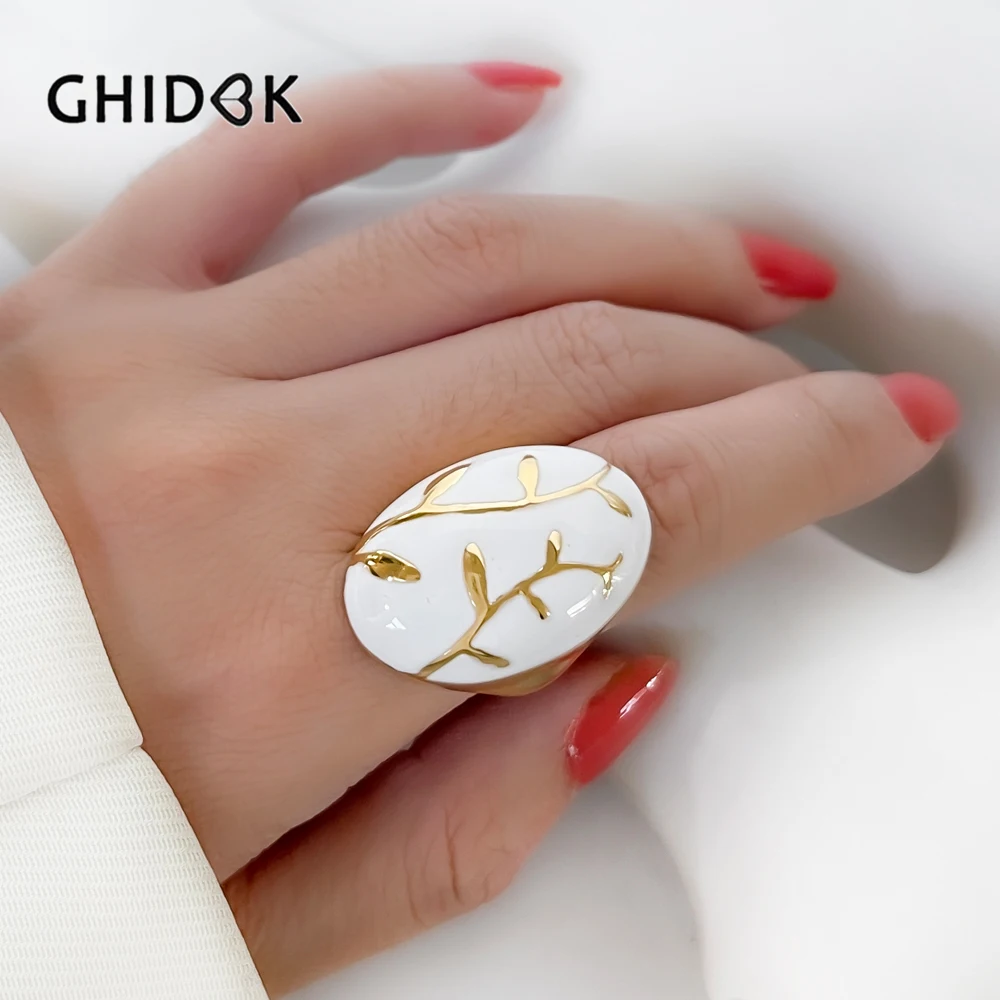 GHIDBK anello da dito in foglia di smalto bianco oversize placcato oro 18 carati in acciaio inossidabile impermeabile per gioielli da donna senza